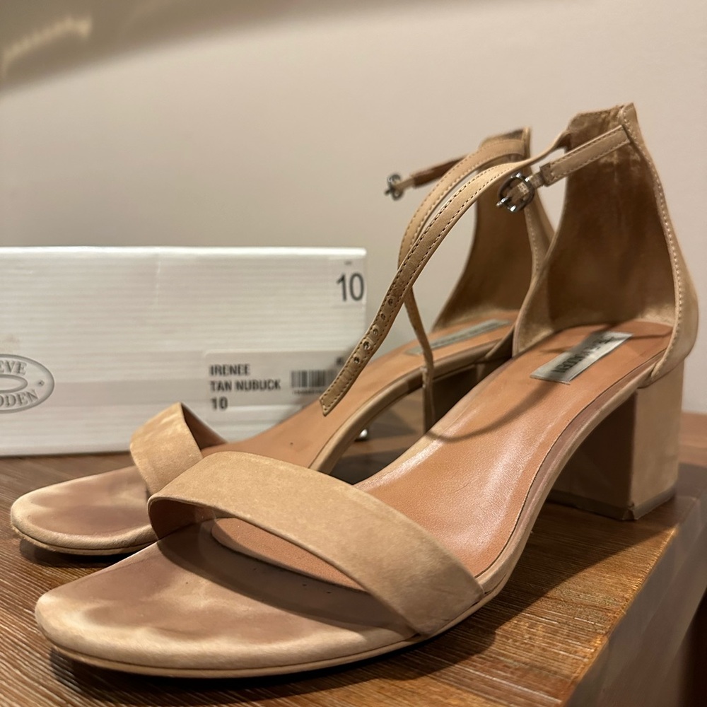 Steve Madden Irenee Tan Nubuck Women's Sandals